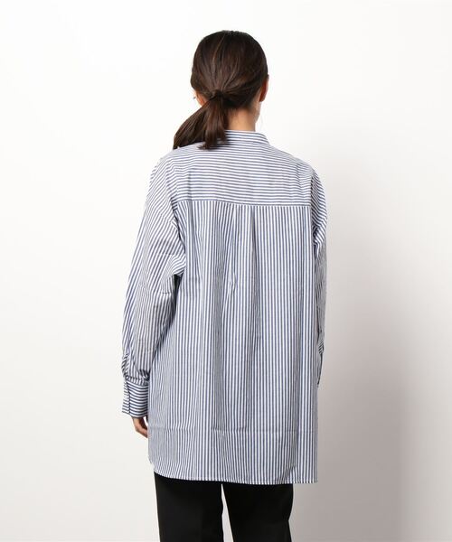 Lugnoncure(ルノンキュール)の「バンドカラーオーバーシャツ(シャツ/ブラウス・レディース・オフホワイト/ブルー/グリーン・フリ-)」の5枚目の写真