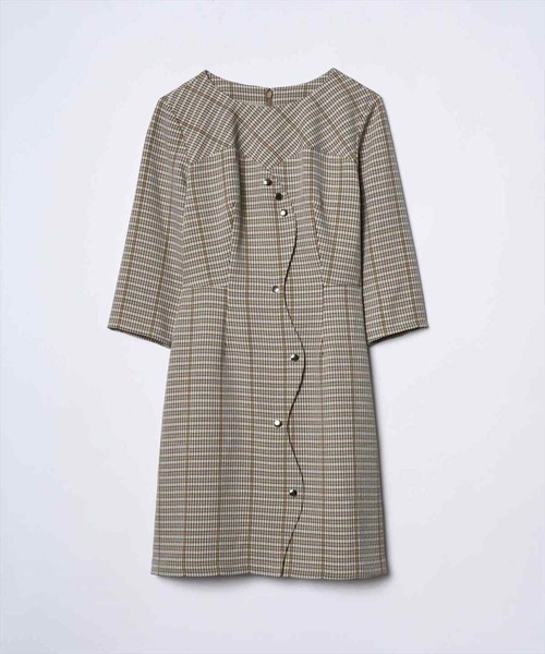 REDYAZEL（レディアゼル）の「チェック柄フロントスカラップミニワンピース（ワンピース・レディース・ベージュ/グレー/グリーン・SMALL/MEDIUM）」の6枚目の写真