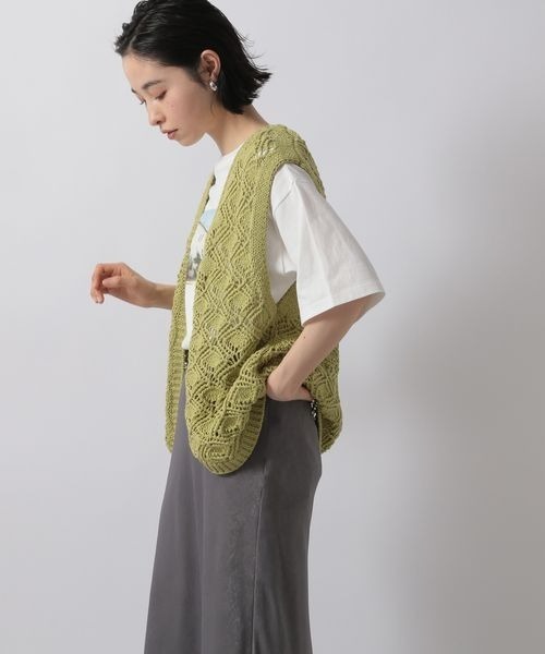 LOWRYS FARM（ローリーズファーム）の「マクラメベスト　275070（ベスト・レディース・オフホワイト/ブラック/グリーン/ブルー・FREE）」の17枚目の写真