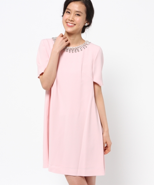 GRACE CONTINENTAL(グレースコンチネンタル)の「ビジュープリーツワンピース(ドレス・レディース・キナリ/イエロー/ピンク・36/38)」の1枚目の写真