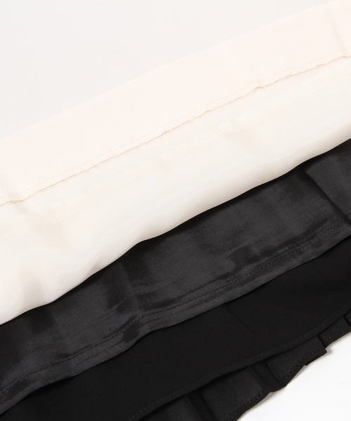 GRACE CONTINENTAL(グレースコンチネンタル)の「ビジュープリーツワンピース(ドレス・レディース・キナリ/イエロー/ピンク・36/38)」の9枚目の写真