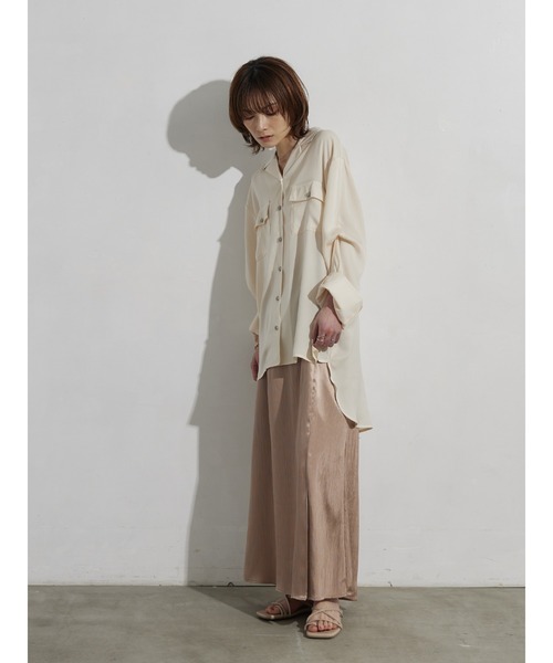 rem closet(レムクローゼット)の「2wayスリーブシャツ(シャツ/ブラウス・レディース・ダークグレー/アイボリー・FREE)」の12枚目の写真