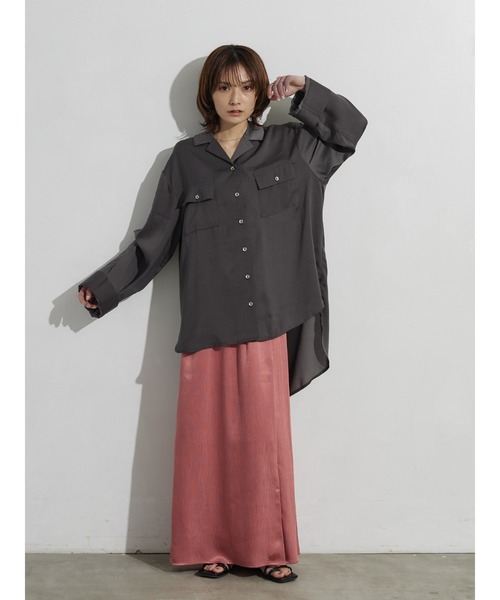 rem closet(レムクローゼット)の「2wayスリーブシャツ(シャツ/ブラウス・レディース・ダークグレー/アイボリー・FREE)」の3枚目の写真