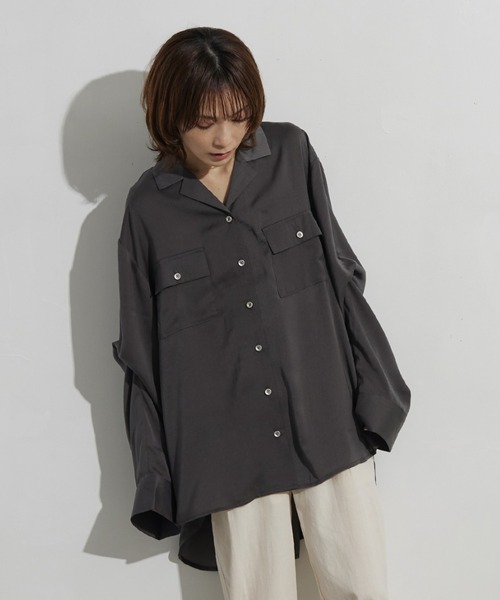 rem closet(レムクローゼット)の「2wayスリーブシャツ(シャツ/ブラウス・レディース・ダークグレー/アイボリー・FREE)」の13枚目の写真