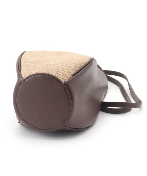 OPAQUE.CLIP（オペークドットクリップ）の「◆フラワーベースミニショルダーバッグ（ショルダーバッグ・レディース・ブラック/ダークブラウン・00）」の17枚目の写真