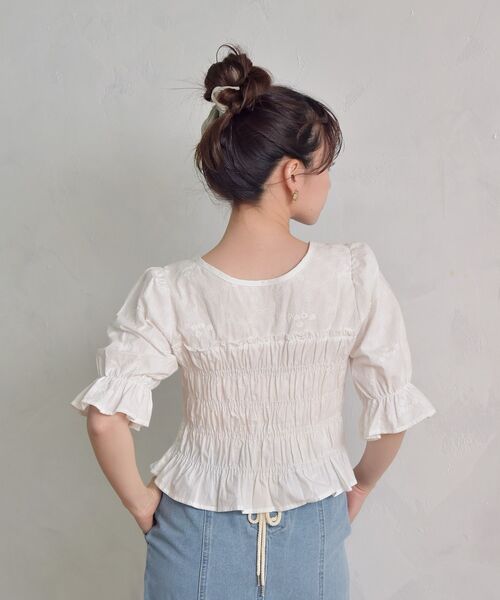 ems excite（エムズエキサイト）の「シャーリングボレロBL（シャツ/ブラウス・レディース・グリーン/ホワイト/ブラック・FREE）」の18枚目の写真