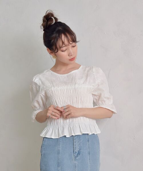 ems excite（エムズエキサイト）の「シャーリングボレロBL（シャツ/ブラウス・レディース・グリーン/ホワイト/ブラック・FREE）」の19枚目の写真