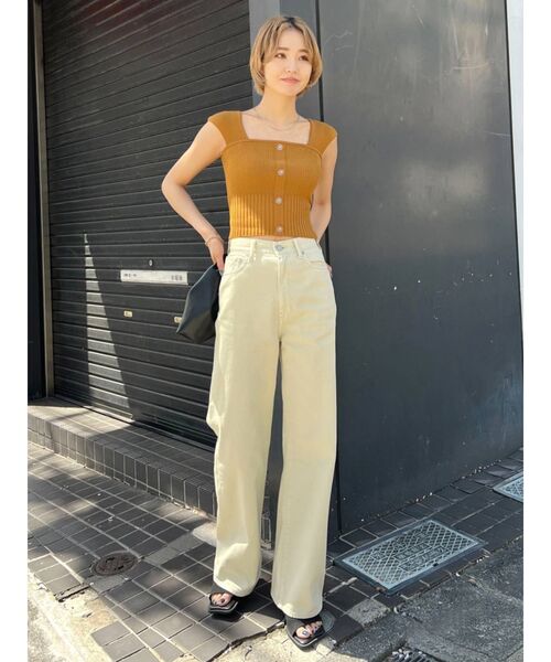 EMODA（エモダ）の「ワイドストラップニットタンクトップ（タンクトップ・レディース・ブラック/ホワイト/キャメル/ブルー・FREE）」の18枚目の写真