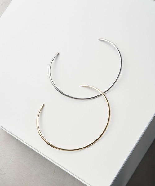 Aunt Marie's(アントマリーズ)の「ラウンドフォルムチョーカー / ネックカフ(チョーカー・レディース・ゴールド/シルバー・FREE)」の5枚目の写真