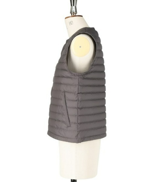 ORCIVAL(オーシバル)の「ORCIVAL/オーシバル インナーダウンクルーネックベスト INNER DOWN VEST OR-A0220 DPL(ダウンベスト・レディース・チャコールグレー/ブラック/ベージュ・2)」の18枚目の写真