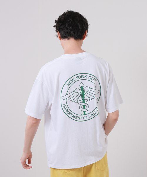 Russell Athletic（ラッセルアスレティック）の「【Russell Athletic/ラッセル アスレティック】NYC クルーネック Tシャツ（Tシャツ/カットソー・メンズ・ホワイト系その他/ホワイト/ベージュ/グレー・LARGE/X-LARGE/MEDIUM）」の3枚目の写真