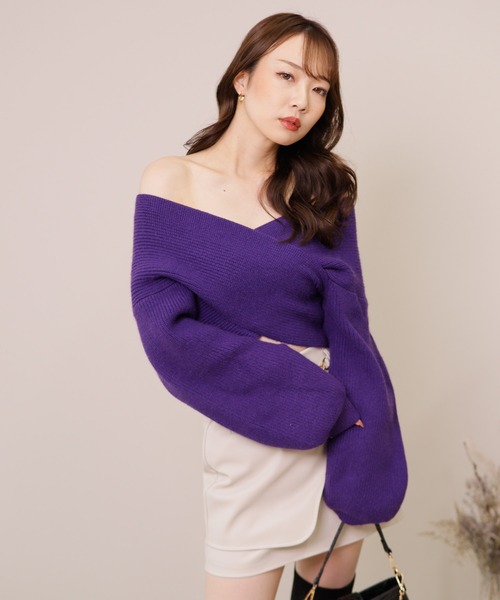 LIPSERVICE(リップサービス)の「ワイドクロスショートニット(ニット/セーター・レディース・ホワイト/レッド/ベージュ/ピンク/パープル/ブラック・FREE)」の5枚目の写真