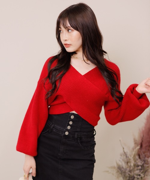 LIPSERVICE(リップサービス)の「ワイドクロスショートニット(ニット/セーター・レディース・ホワイト/レッド/ベージュ/ピンク/パープル/ブラック・FREE)」の16枚目の写真