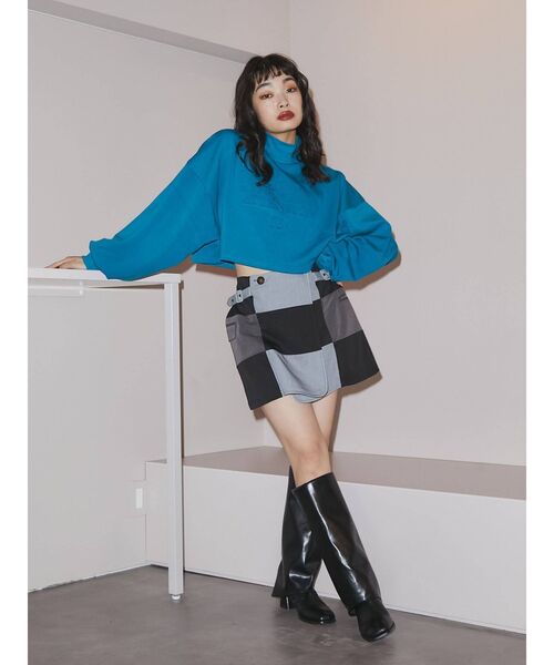 jouetie（ジュエティ）の「エンボスロゴプルオーバー（スウェット・レディース・オフホワイト/ブラック/ブルー・MEDIUM）」の7枚目の写真