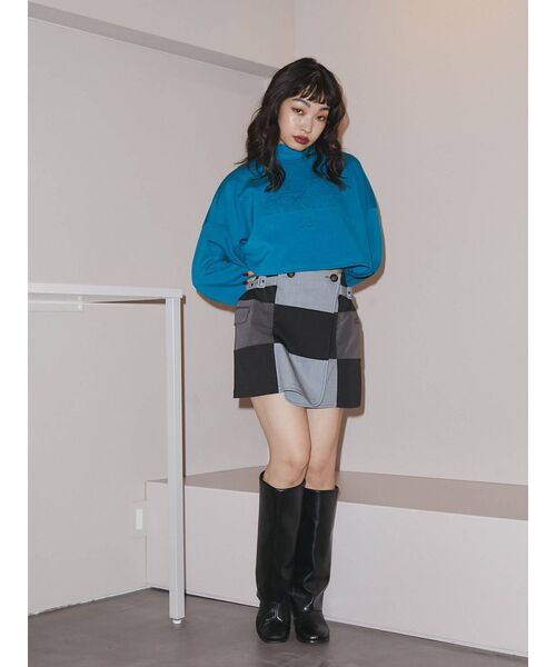 jouetie（ジュエティ）の「エンボスロゴプルオーバー（スウェット・レディース・オフホワイト/ブラック/ブルー・MEDIUM）」の9枚目の写真