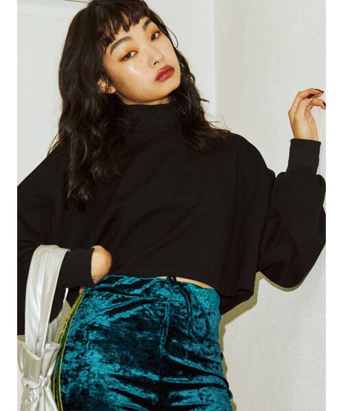 jouetie（ジュエティ）の「エンボスロゴプルオーバー（スウェット・レディース・オフホワイト/ブラック/ブルー・MEDIUM）」の18枚目の写真