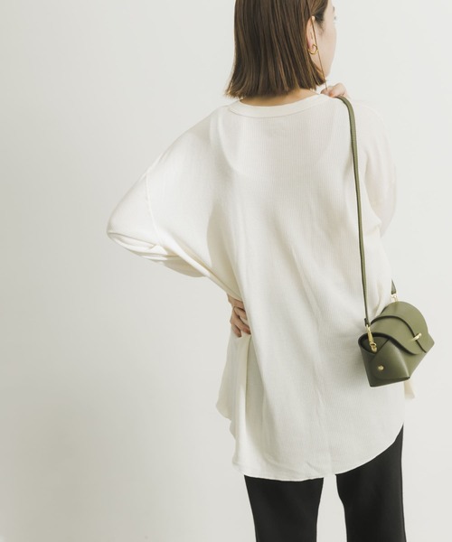 HANES（ヘインズ）の「Hanes　Thermal Henly Neck（Tシャツ/カットソー・レディース・ブラック/グレー/オフホワイト・FREE）」の5枚目の写真