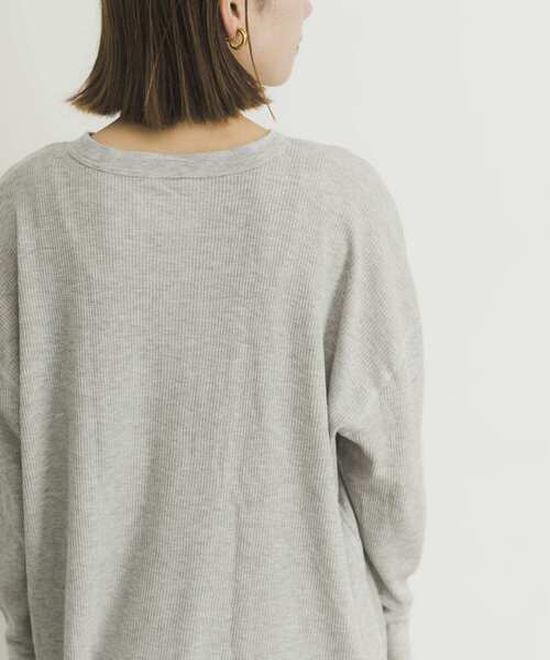 HANES（ヘインズ）の「Hanes　Thermal Henly Neck（Tシャツ/カットソー・レディース・ブラック/グレー/オフホワイト・FREE）」の16枚目の写真