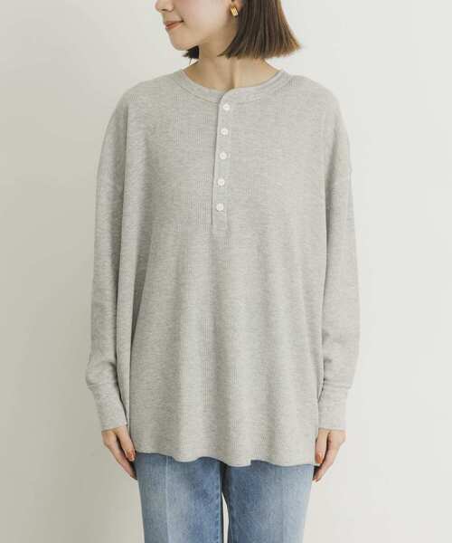 HANES（ヘインズ）の「Hanes　Thermal Henly Neck（Tシャツ/カットソー・レディース・ブラック/グレー/オフホワイト・FREE）」の19枚目の写真