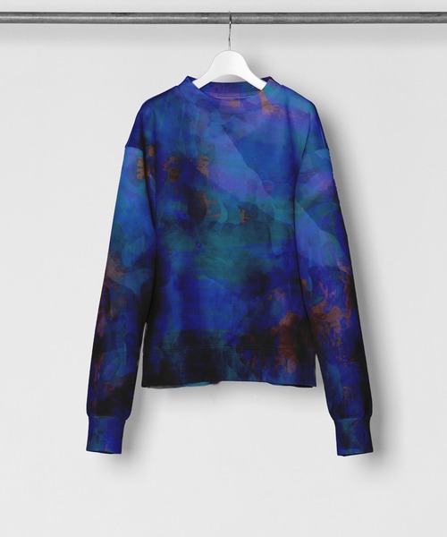 Wizzard(ウィザード)の「Wizzard ウィザード / PRINT FAB SWEAT ビッグシルエット総柄プリントビッグシルエットスウェット / W23SS-DC020(スウェット・メンズ・ナチュラル/ブルー/レッド・1/2/3)」の2枚目の写真