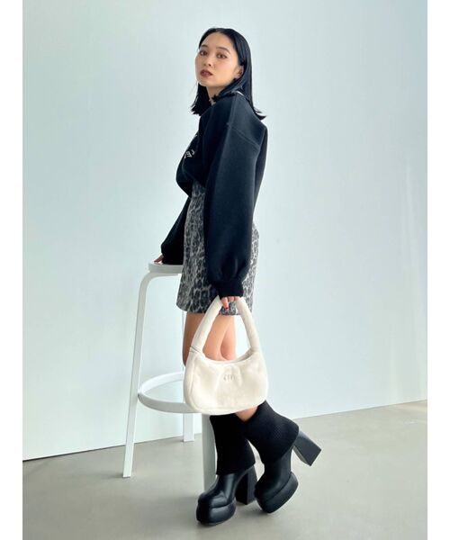 EMODA（エモダ）の「ミニカラーロゴニット（ニット/セーター・レディース・グレー/ブラック/ベージュ・FREE）」の7枚目の写真