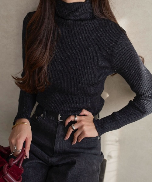 KOBE LETTUCE（コウベレタス）の「ネックタイプが選べるもっちりリブニットトップス（ニット/セーター・レディース・ブラック系1/ホワイト系/グリーン系/ダークブラウン系1/ベージュ系1/グレイッシュベージュ/ネイビー系1/ブラック系/オフホワイト/グレー系/ホワイト系その他2/ホワイト系その他3/ブラック/ベージュ系/グレー系1/ホワイト系その他/ネイビー系/ホワイト系1/ダークブラウン系/グリーン/ネイビー/チャコール/ダークブラウン/グリーン系1/ベージュ系その他/ベージュ系その他2/ベージュ系その他3/ブルー/ブルー系1/レッド系/レッド系1/レッド/ブルー系/ホワイト系2/ホワイト系その他4/ホワイト系3/ホワイト系その他5/ブラック系4/ホワイト系4/ホワイト系その他6/ブラック系2/ブラック系3/ピンク系1/ミント/グリーン系3/グリーン系2/チョコ/ブラック系その他/カーキ/ブラック系その他3/ブラック系その他2/チャコールグレー/グレー/カーキ系1/カーキ系/ブラウン系1/ブラウン系/グレー系5/グレー系4/グレー系3/グレー系2/サーモンピンク/ピンク系3/ピンク系2/アイボリー系3/アイボリー系2/アイボリー系/ホワイト系7/ホワイト系6/ホワイト系5/ブラック系7/ブラック系6/ブラック系5/パープル系1/グレー系8/ブラック系8/ホワイト系その他7/レッド系2/ネイビー系2/パープル系2/グレー系9/ベージュ系2/ブラック系その他4/ホワイト系8/パープル系/グレー系7/グレー系6/プラム・LL2/L1/M1/L2/M2/M/L/LL1/LL/L3/M3/LL3）」の20枚目の写真