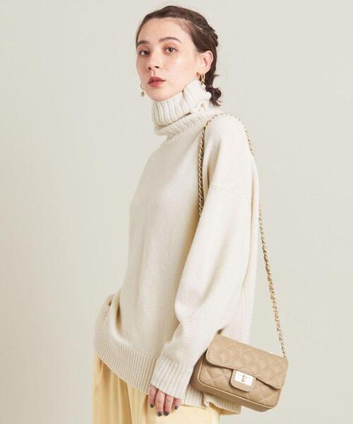 AULENTTI（オウレンティ）の「＜AULENTTI＞キルティング チェーン ショルダー バッグ（ショルダーバッグ・レディース・ブラック/ベージュ・FREE）」の5枚目の写真