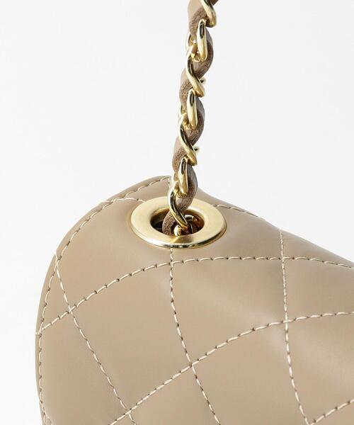 AULENTTI（オウレンティ）の「＜AULENTTI＞キルティング チェーン ショルダー バッグ（ショルダーバッグ・レディース・ブラック/ベージュ・FREE）」の16枚目の写真
