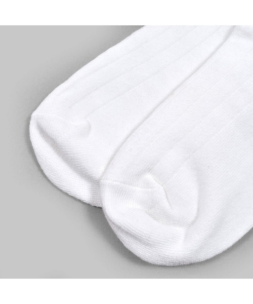 BeBe（ベベ）の「BeBe/サイドリボンタイツ(80~140cm)（タイツ/ストッキング・キッズ・オフホワイト/ブラック・X-SMALL/MEDIUM/LARGE/SMALL）」の3枚目の写真