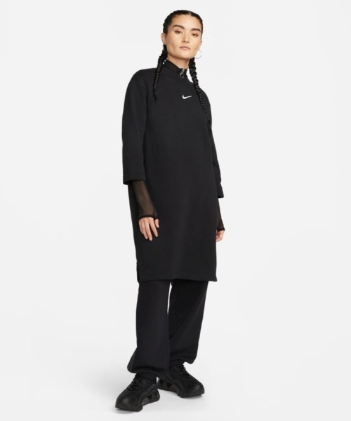 NIKE(ナイキ)の「【NIKE】AS W NSW PHNX FLC 3Q(ワンピース・レディース・ブラック・MEDIUM/SMALL)」の4枚目の写真