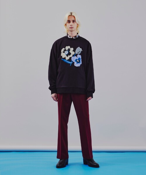 tk.TAKEO KIKUCHI(ティーケータケオキクチ)の「◆ぽっぷフラワースウェット(ユニセックスアイテム)(スウェット・メンズ・ブラック/ブルー/ライトグレー系6/パープル系・01/02/03)」の20枚目の写真