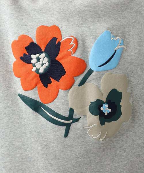 tk.TAKEO KIKUCHI(ティーケータケオキクチ)の「◆ぽっぷフラワースウェット(ユニセックスアイテム)(スウェット・メンズ・ブラック/ブルー/ライトグレー系6/パープル系・01/02/03)」の9枚目の写真