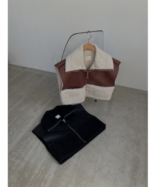 AMAIL（アマイル）の「Docking boa vest（ベスト・レディース・ブラック/ブラウン・FREE）」の10枚目の写真