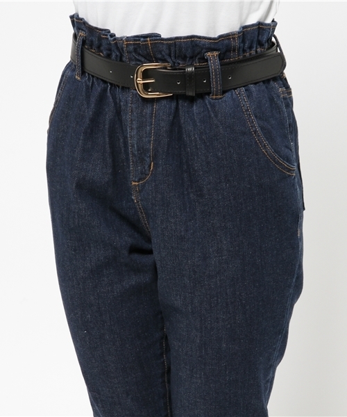 one after another NICE CLAUP（ワンアフターアナザーナイスクラップ）の「【Ray8月号掲載 ナイスクラップ】ベルト付ハイウエストテーパードパンツ（その他パンツ・レディース・オフホワイト/ブルー/ネイビー・FREE）」の7枚目の写真