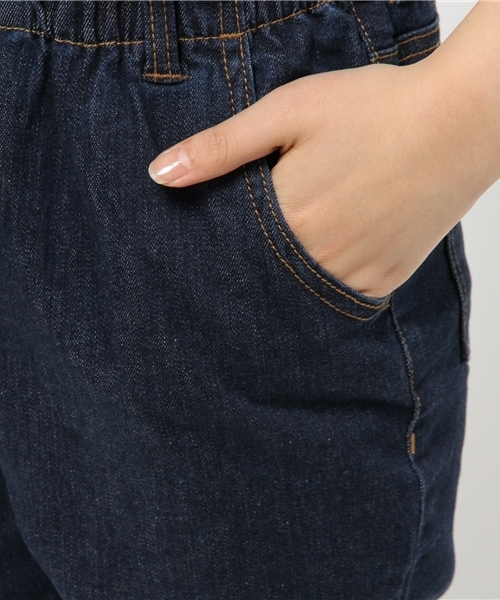 one after another NICE CLAUP（ワンアフターアナザーナイスクラップ）の「【Ray8月号掲載 ナイスクラップ】ベルト付ハイウエストテーパードパンツ（その他パンツ・レディース・オフホワイト/ブルー/ネイビー・FREE）」の9枚目の写真