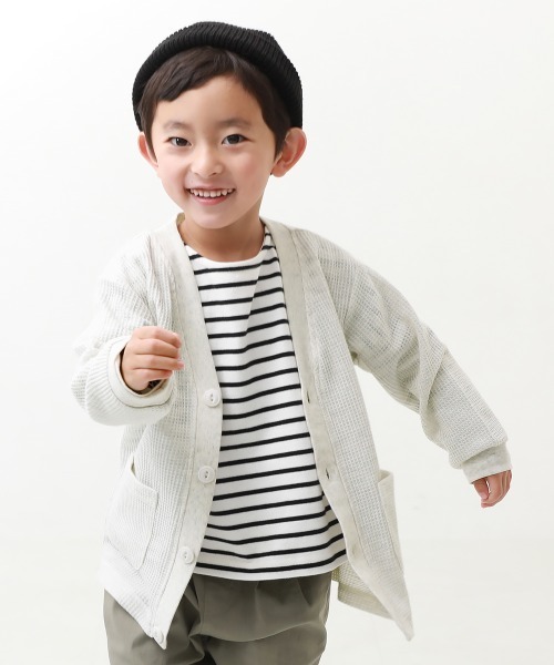 devirock（デビロック）の「UVカット ワッフルカーディガン（カーディガン/ボレロ・キッズ・ブラック/ブルー系その他/スモークピンク/グリーン系その他/オートミール/イエロー系1/パープル系・100cm/110cm/160cm/120cm/130cm/140cm/150cm）」の2枚目の写真