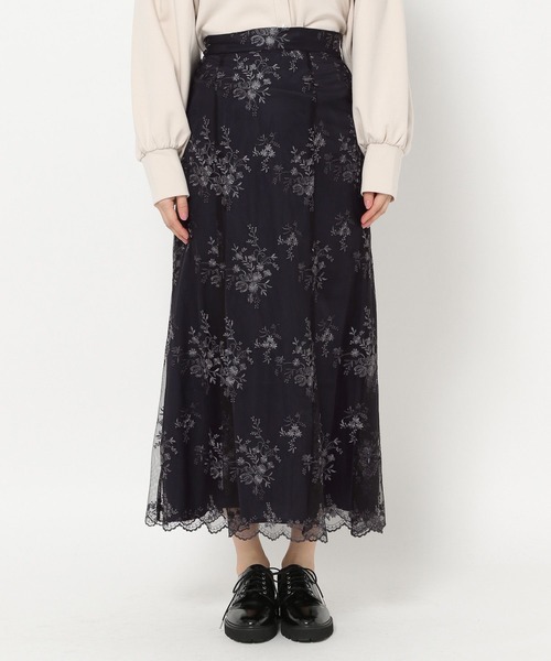 mysty woman(ミスティウーマン)の「フローラル刺繍フレアスカート 185796(スカート・レディース・ブラック/アイボリー/モカ・FREE)」の6枚目の写真