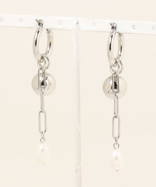 tone(トーン)の「【As】チャンキーフープ 4way ピアス(チタン、ニッケルフリー)(MA)(ピアス(両耳用)・レディース・ゴールド/シルバー/ゴールド系その他2/シルバー系その他2・FREE)」の8枚目の写真
