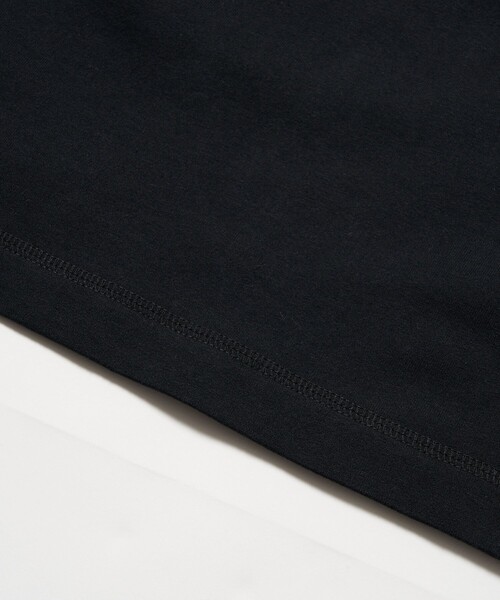 FREAK'S STORE(フリークスストア)の「【限定展開】CHOW DOWN/チャウダウン ビッグシルエット ワンポイント刺繍 ヘンリーネックTシャツ/ワイドシルエット(Tシャツ/カットソー・メンズ・アッシュグレー/ネイビー/ダークグリーン/グレイッシュベージュ/ブラック/ホワイト・SMALL/MEDIUM/LARGE)」の11枚目の写真