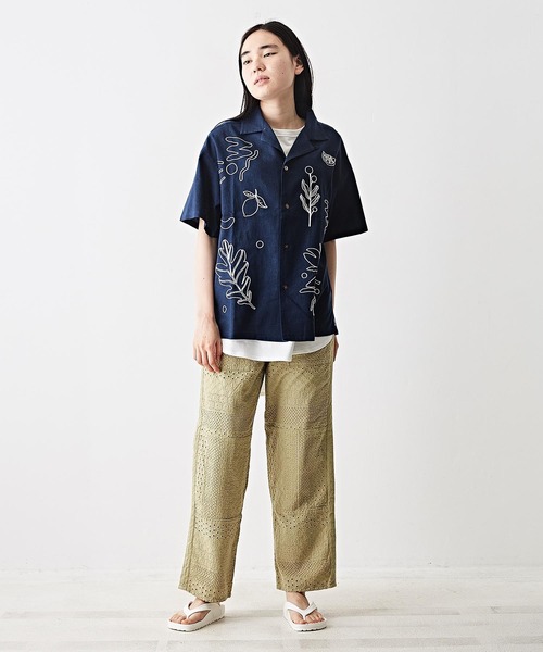 TOBILA（トビラ）の「無地カットレースイージーストレートパンツ（その他パンツ・レディース・レッド/ブラック/オリーブ・M）」の5枚目の写真