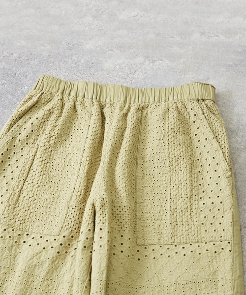 TOBILA（トビラ）の「無地カットレースイージーストレートパンツ（その他パンツ・レディース・レッド/ブラック/オリーブ・M）」の9枚目の写真