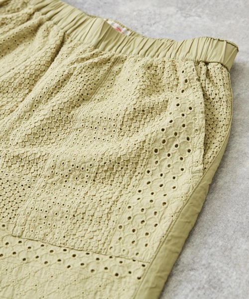 TOBILA（トビラ）の「無地カットレースイージーストレートパンツ（その他パンツ・レディース・レッド/ブラック/オリーブ・M）」の10枚目の写真