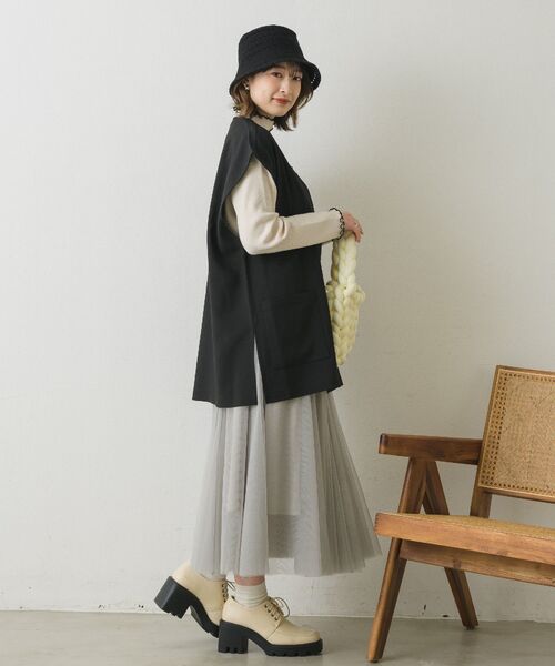 RETRO GIRL(レトロガール)の「ベルト付きゆるベスト(ベスト・レディース・ライトベージュ/ブラック/ライトグレー・FREE)」の6枚目の写真