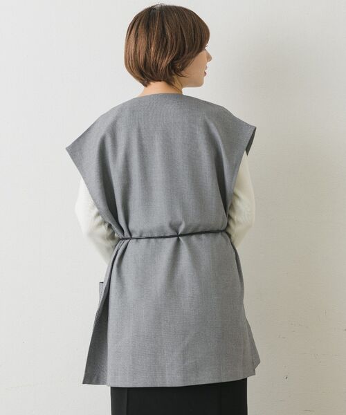 RETRO GIRL(レトロガール)の「ベルト付きゆるベスト(ベスト・レディース・ライトベージュ/ブラック/ライトグレー・FREE)」の22枚目の写真