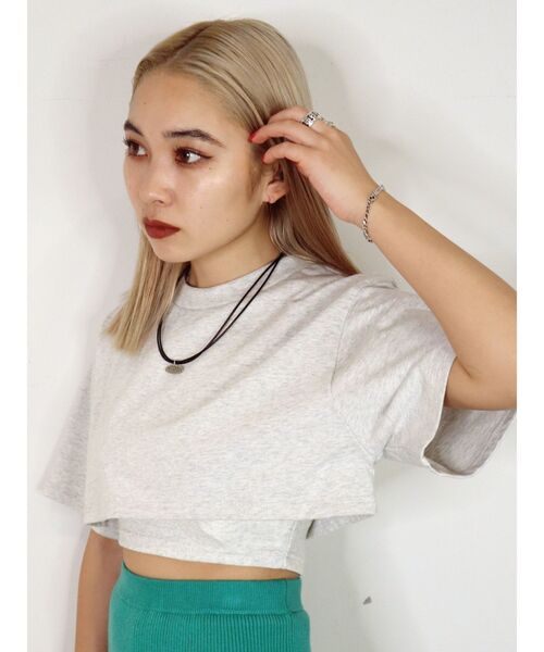 EMODA(エモダ)の「レイヤードハーフトップ(Tシャツ/カットソー・レディース・ブラック/グレー/ホワイト/グリーン・FREE)」の3枚目の写真