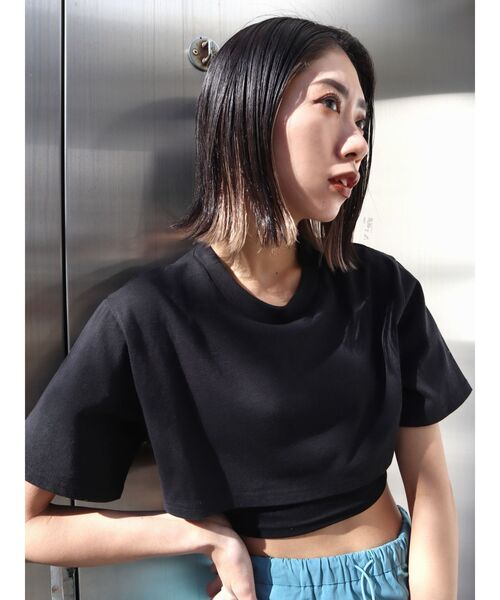 EMODA(エモダ)の「レイヤードハーフトップ(Tシャツ/カットソー・レディース・ブラック/グレー/ホワイト/グリーン・FREE)」の10枚目の写真