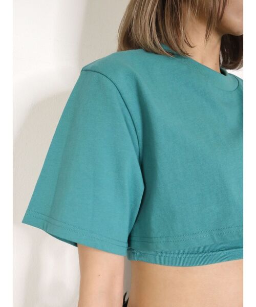 EMODA(エモダ)の「レイヤードハーフトップ(Tシャツ/カットソー・レディース・ブラック/グレー/ホワイト/グリーン・FREE)」の15枚目の写真