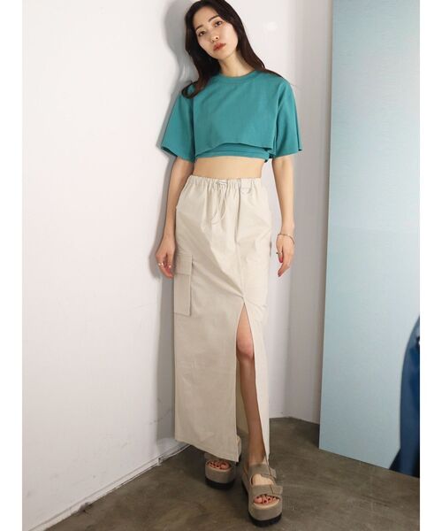 EMODA(エモダ)の「レイヤードハーフトップ(Tシャツ/カットソー・レディース・ブラック/グレー/ホワイト/グリーン・FREE)」の6枚目の写真