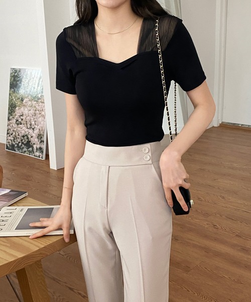 by muni:r(バイ ムニール)の「ショルダーシフォン半袖Tシャツ(Tシャツ/カットソー・レディース・アイボリー/ブラック・FREE)」の1枚目の写真