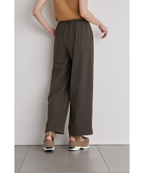 HELLY HANSEN(ヘリーハンセン)の「【emmi×HELLY HANSEN】W Water Rashguard Wide Pants(その他パンツ・レディース・ブラウン・MEDIUM/LARGE)」の9枚目の写真